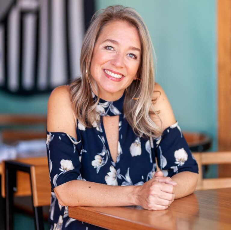 Lori Lynn - Founder at Self-Publishing Secrets